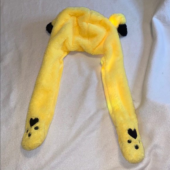 Pickachu hat - Picture 3 of 3